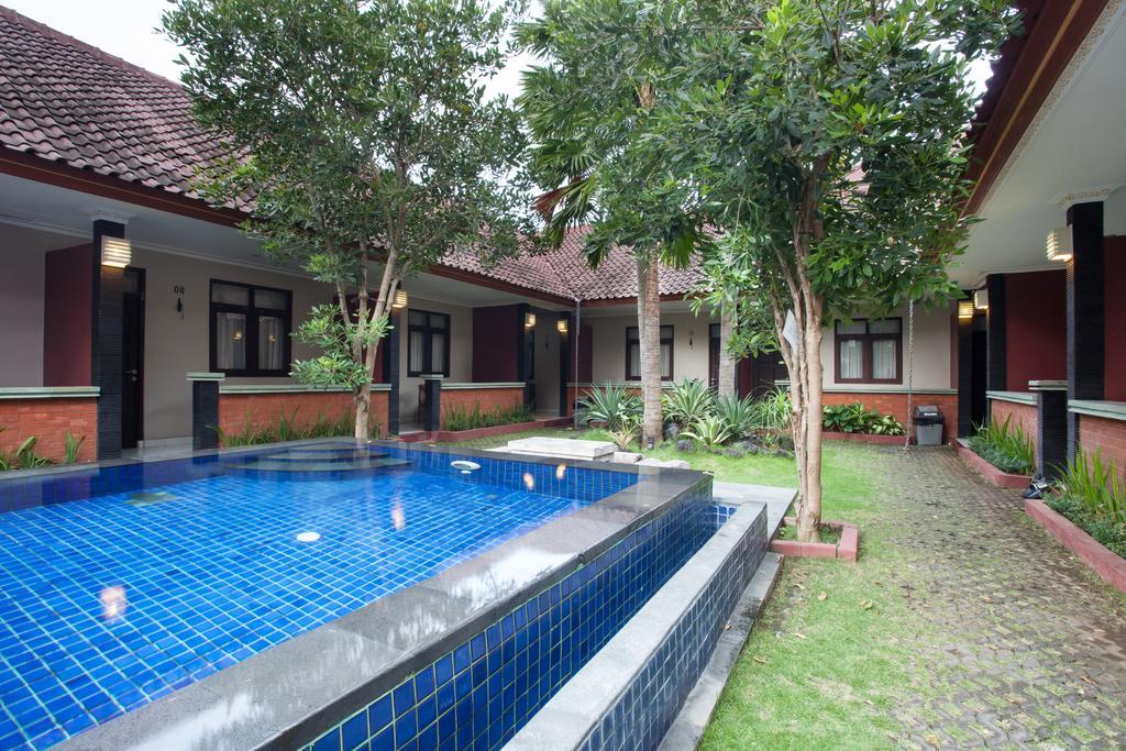 Puri Ganesh Hotel Legian  Exterior photo
